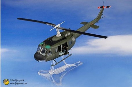 Forces of Valor 84001 1:48 U.S. UH-1D HUEY