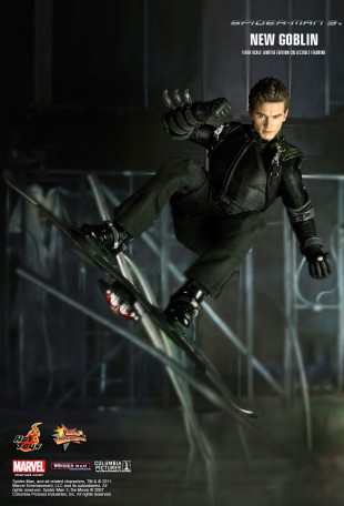 Hot Toys Spider Man 3 New Goblin 1/6TH Scale Figure