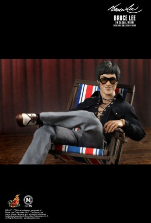 Hot Toys BRUCE LEE (IN CASUAL WEAR) 1/6TH SCALE  FIGURE