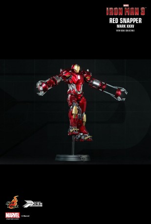 Hot Toys IRON MAN 3 POWER POSE RED SNAPPER 1/6TH Scale Figure