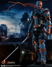 Hot Toys BATMAN: ARKHAM ORIGINS DEATHSTROKE 1/6TH Scale Figure