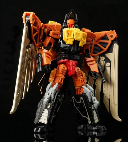 MMC Reformatted R-02 Talon the Aerial Assaulter Robot Figure