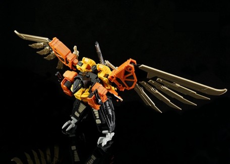 MMC Reformatted R-02 Talon the Aerial Assaulter Robot Figure