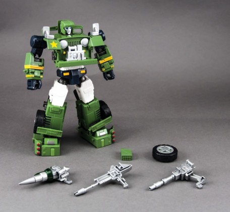 Maketoys MTRM-02N Gundog 3rd Party Robot Figure