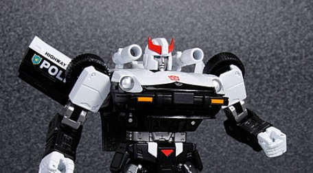 Takara Transformers Masterpiece MP-17 Prowl